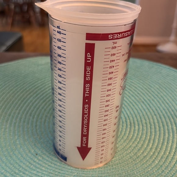Vintage The Pampered Chef Measure-All Cup 2 Cup Liquid and Solid Measuring Cup - Picture 3 of 6